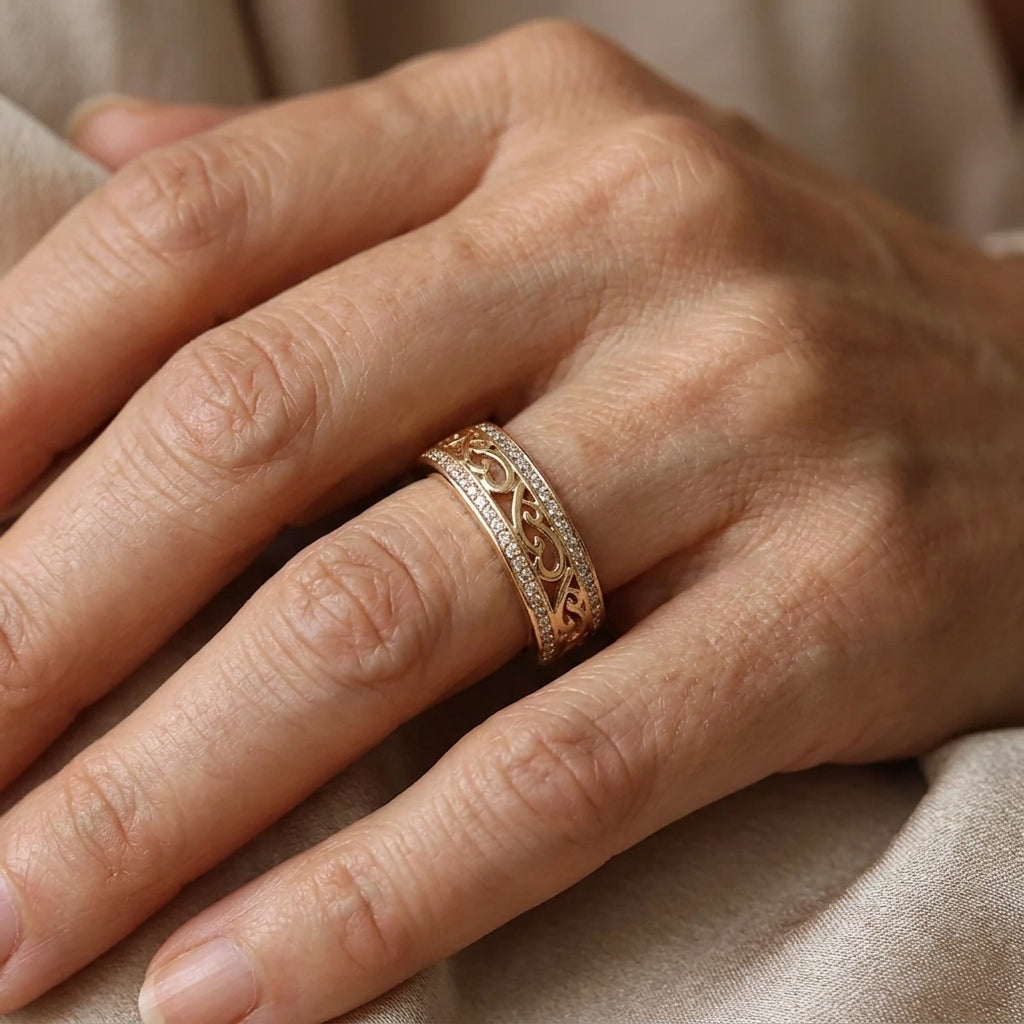 Filigree Ring with Bold Pavé Stones in Gold Tone