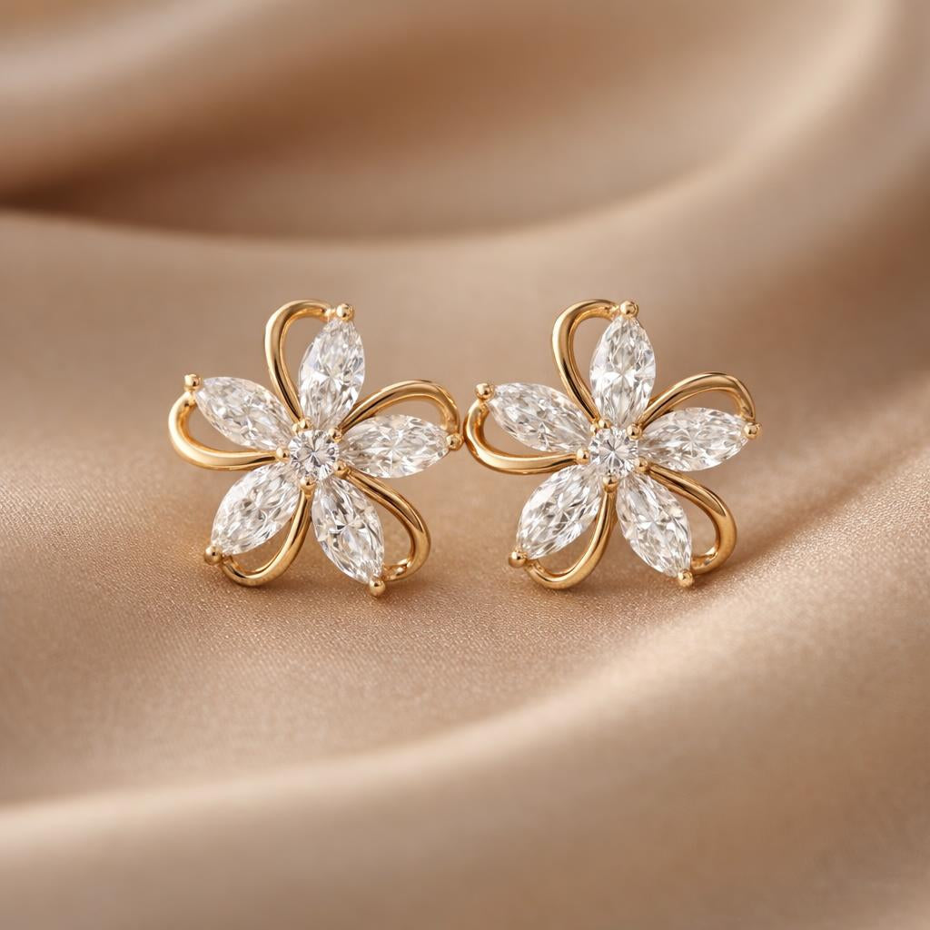 Rings in White Gold with Embedded Cubic Zirconia