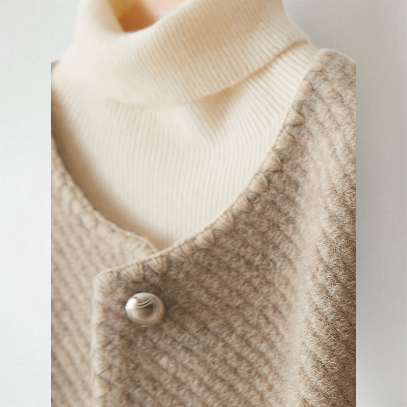 Noa - Stylish Cardigan