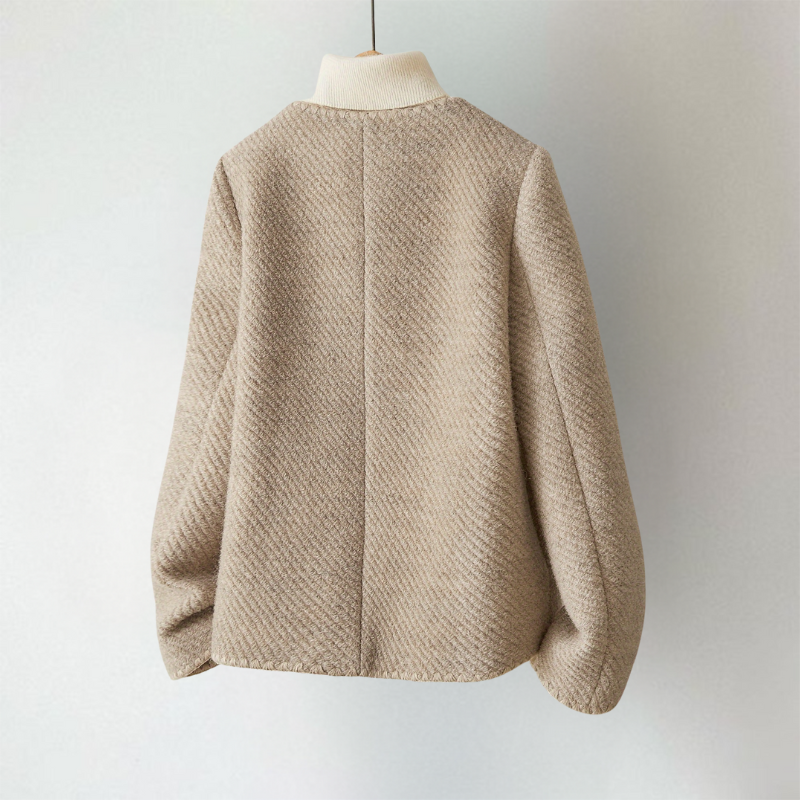 Noa - Stylish Cardigan