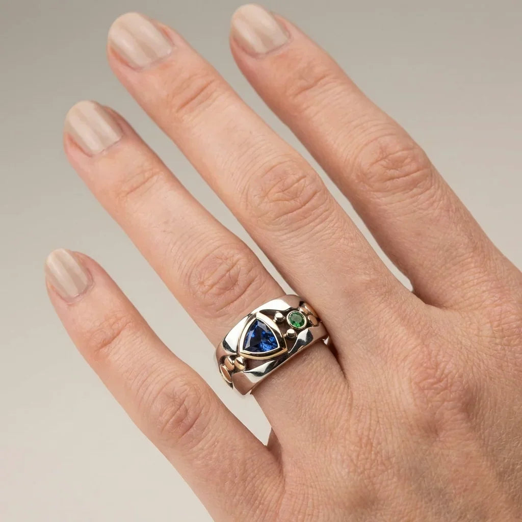 Ring with Two-Tone Sapphire