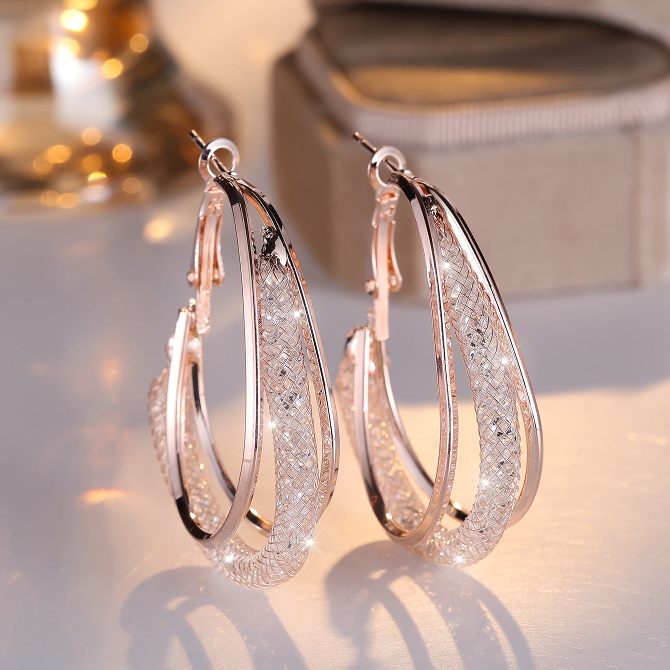 Luxury Drop Earrings Made of Zirconia and White Gold