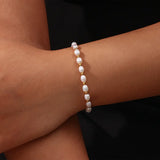 Elegant Bracelet in Magara and Gold