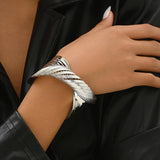 Knitted Bracelet in Matte White Gold