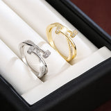 Crossover Ring in White Gold with Zirconia