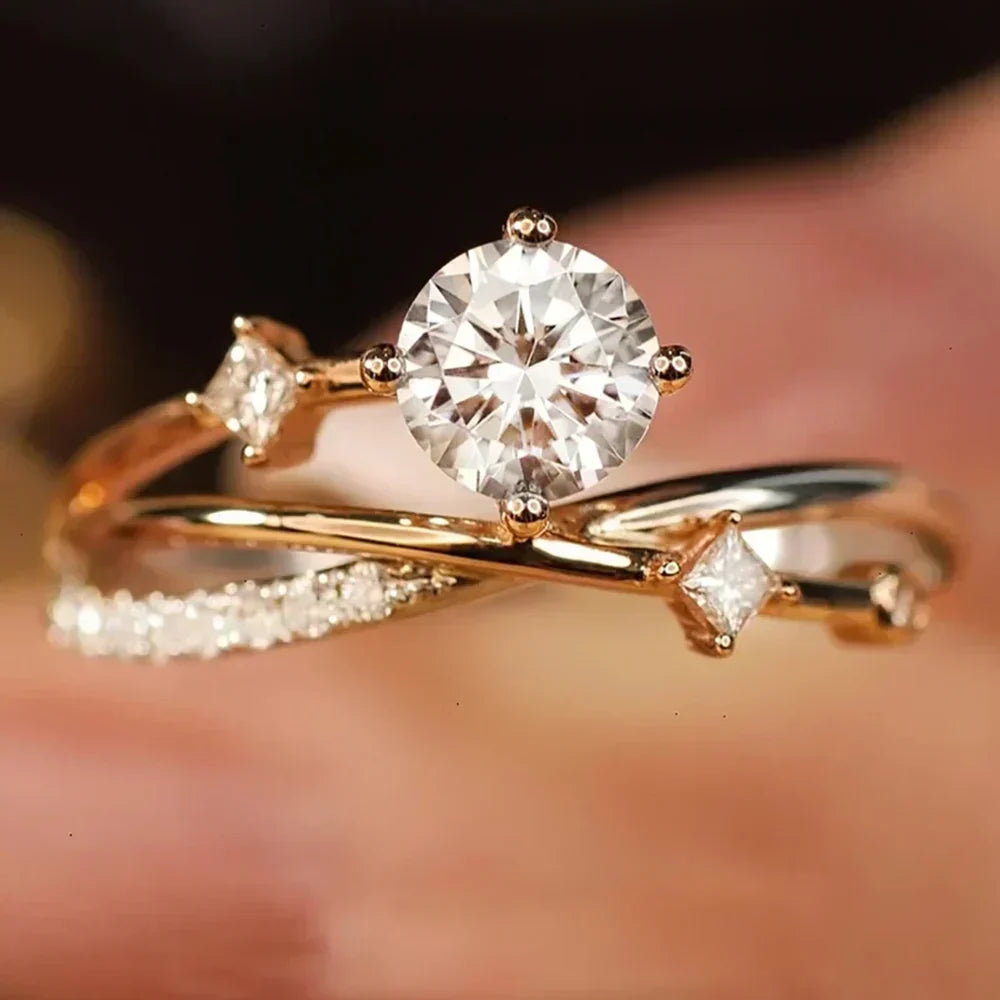 White Gold Zirconia Star Setting Ring