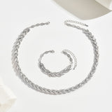 Mahaut – Timeless Charm