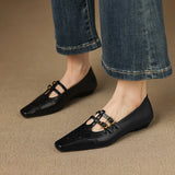 Ceyla | Mary Jane Shoe with Two Straps and Brogue Holes