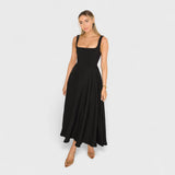 Amelia – Timeless Midi Dress