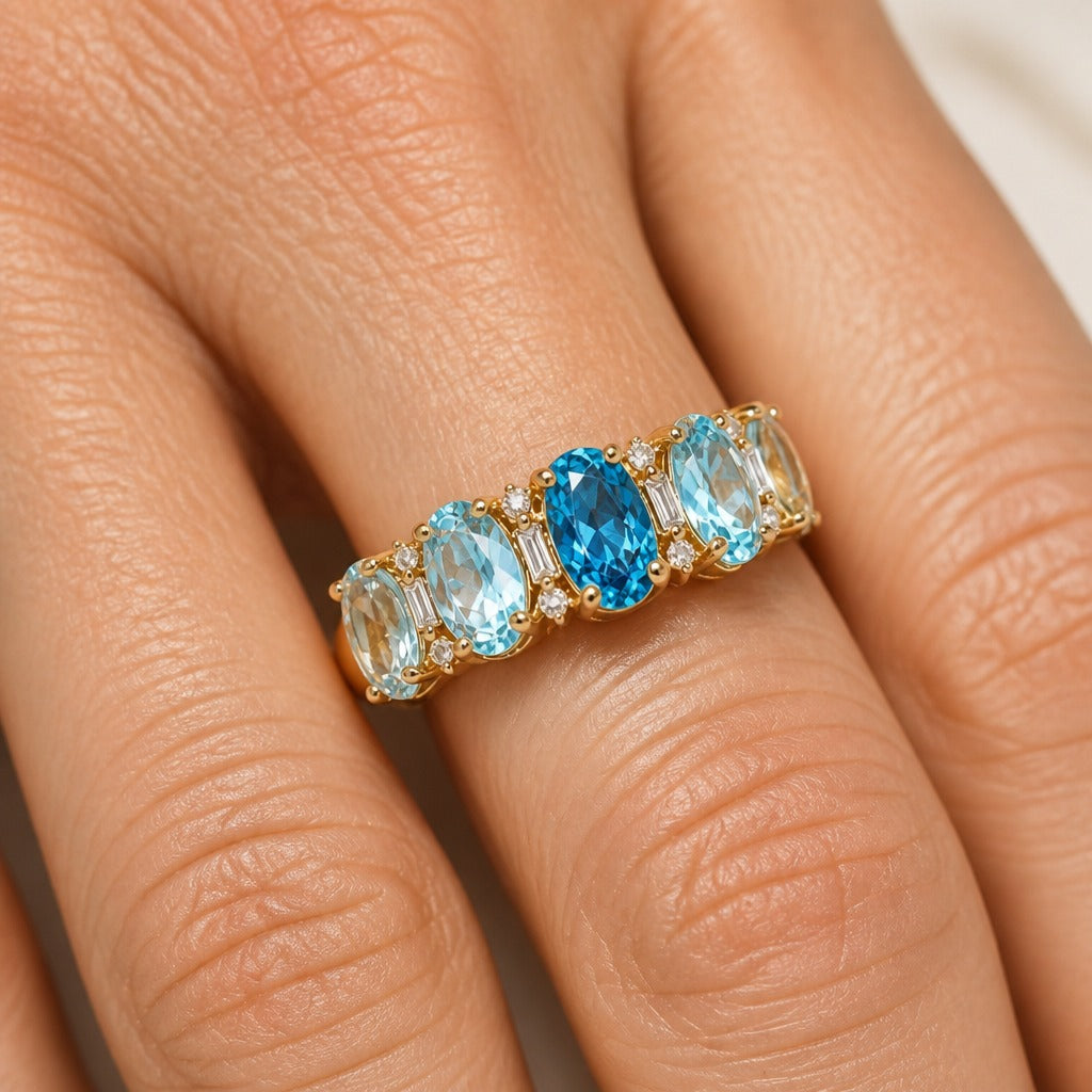 Ring with Alternating Oval Accessories