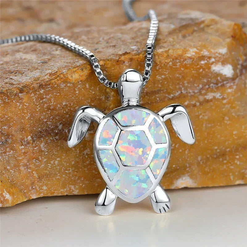 Pendant Necklace Turtle in Green Fire Opal Vintage