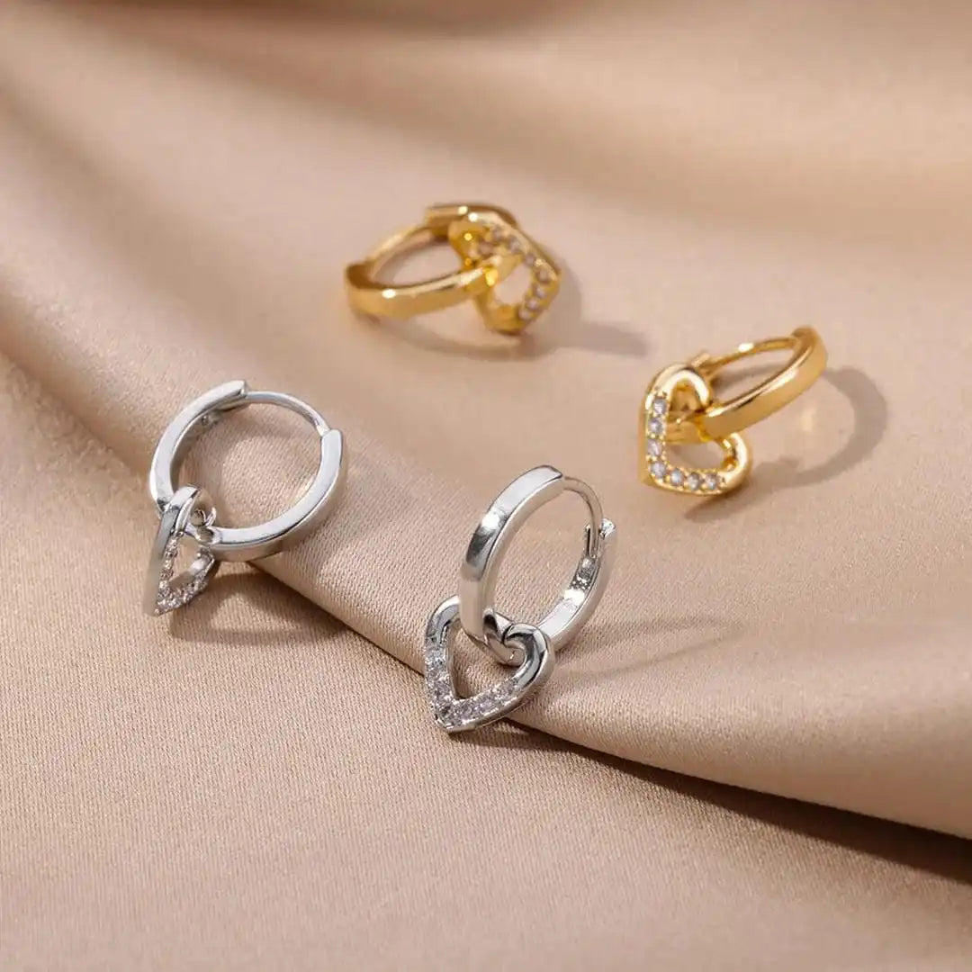 Dangling Heart-Shaped Earrings in Zirconia