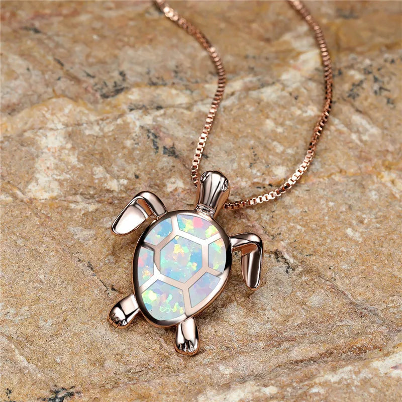 Pendant Necklace Turtle in Green Fire Opal Vintage