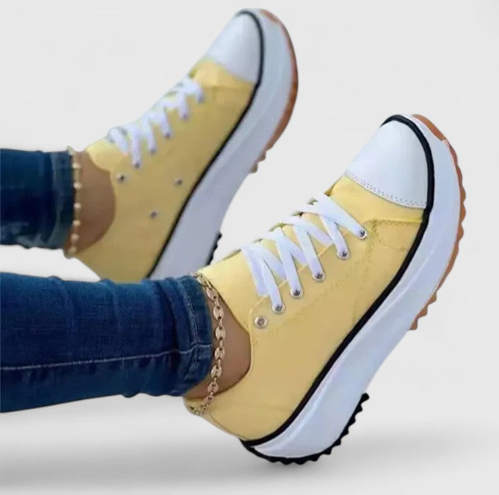 Cori - Comfortable Sneakers