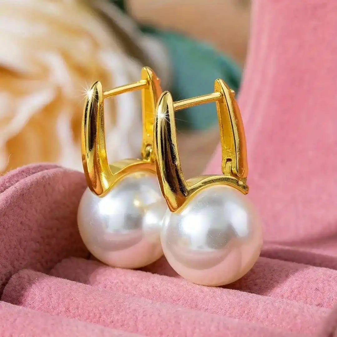 Vintage Gold Earrings with Pearls