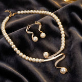 Jewellery Set with Daisies