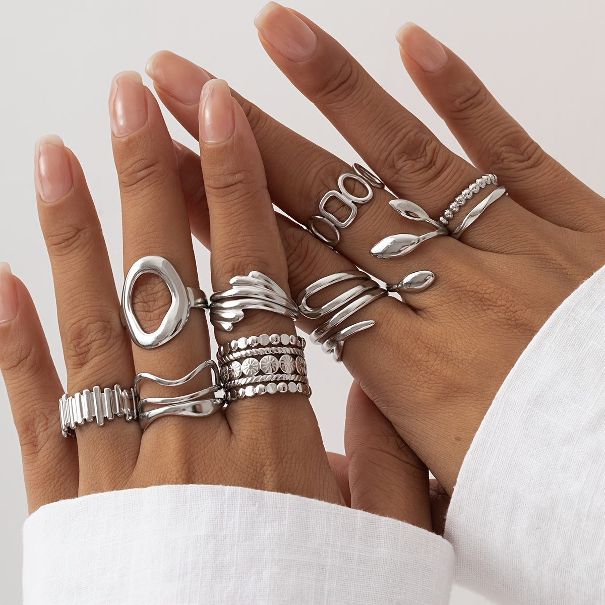 Vintage Rings in White Gold