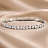 Tennis Bracelet in White Gold and Crystals