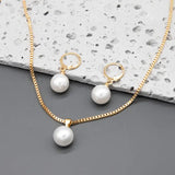 Elegant and Charming Necklace Set with Pearls