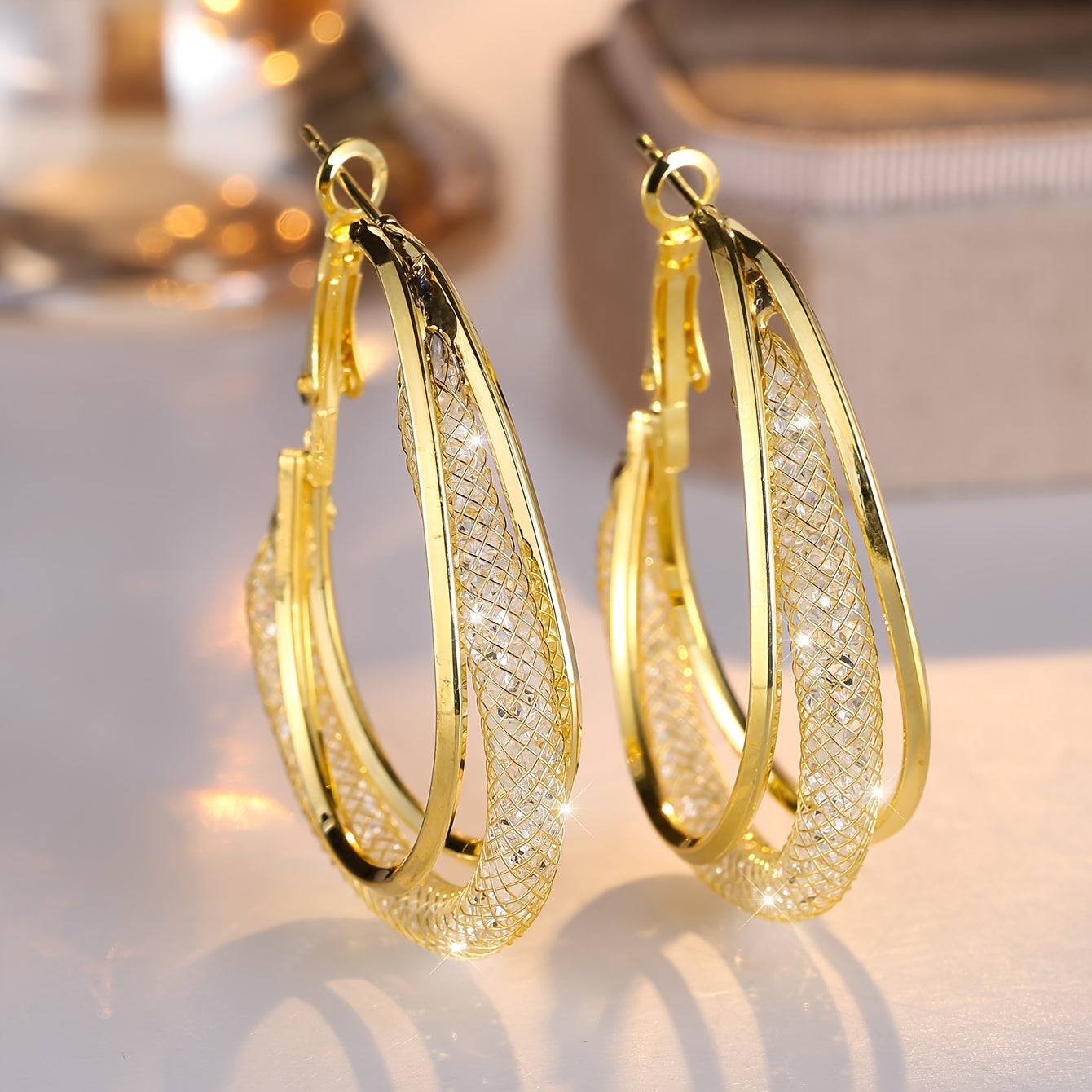 Luxury Drop Earrings Made of Zirconia and White Gold