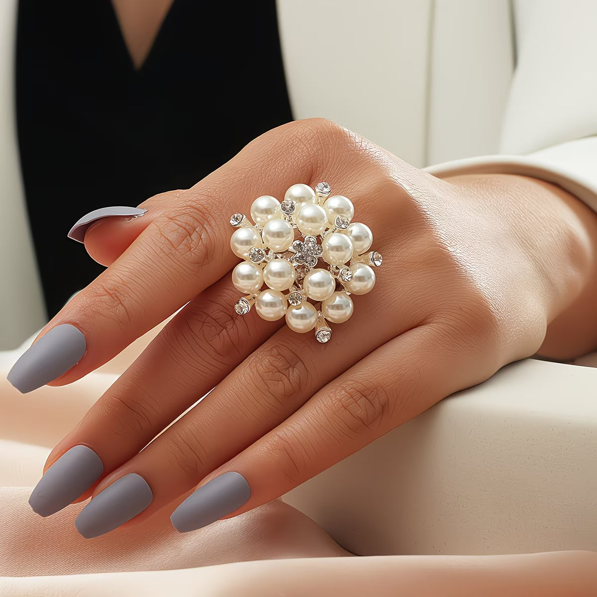 Adjustable Ring with Daisies