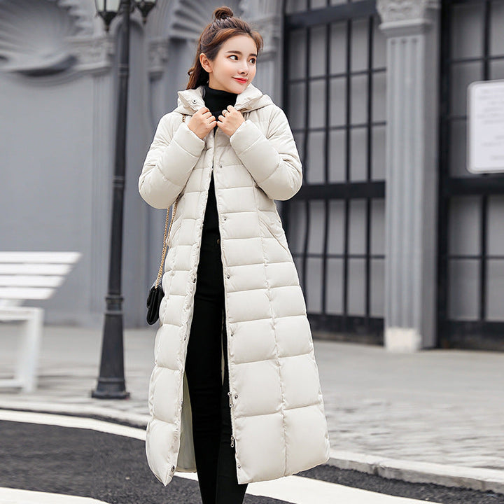 Stylish warmth: 2024 Winter Parka with faux fur collar