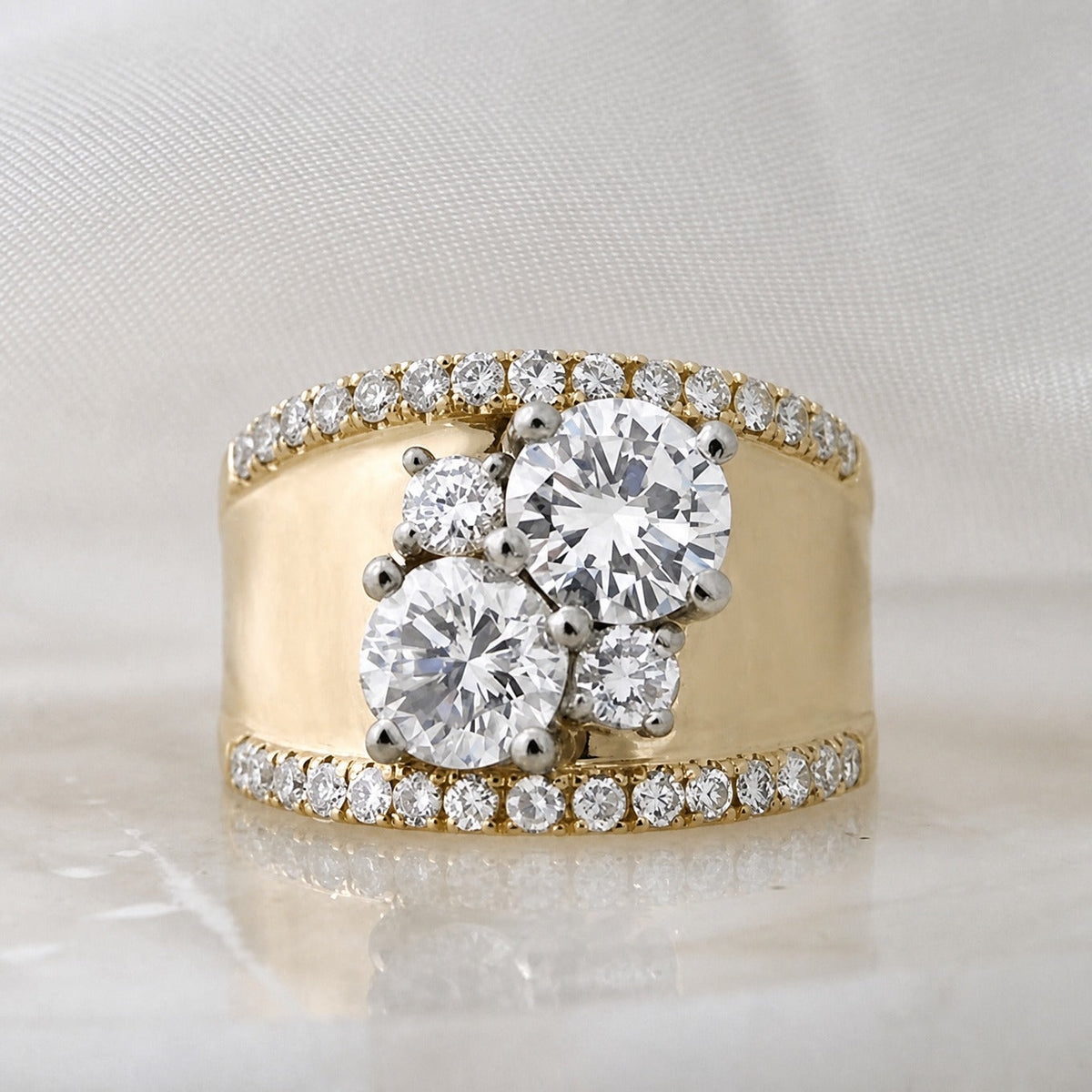 Retro Gold Sparkling Zirconia Ring